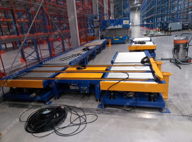 立体仓库输送机